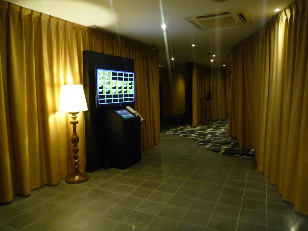 Hotel Beni East (Adults Only) Ōsaka Exterior foto